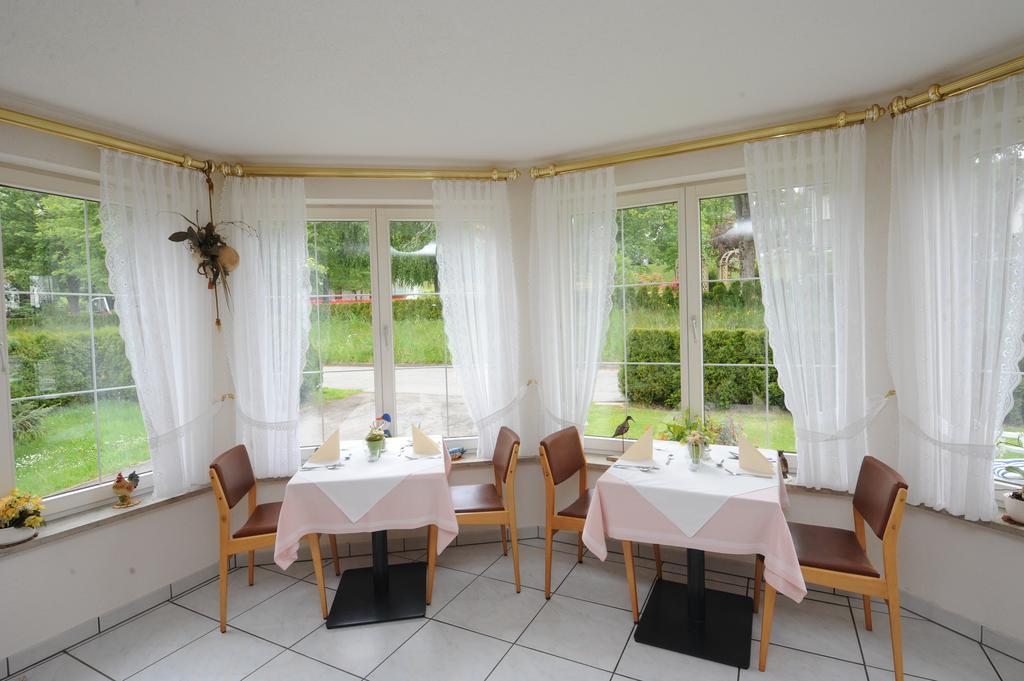 Gasthof Schwarzwaldtanne Schönwalde 외부 사진